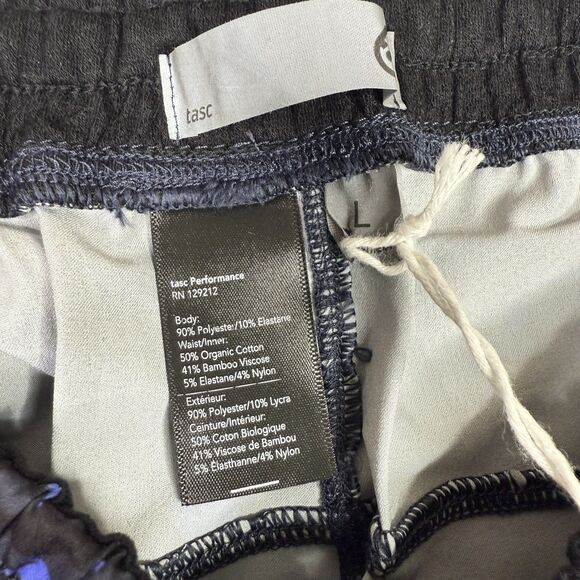 tasc Performance Shorts Mens Large Terrain Camo Weightless 7" Gym Workout NWT - Picture 8 of 11